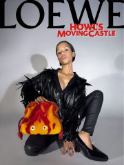 Taylor Russell by Juergen Teller for Loewe x Howl's Moving Castle Spring 2023 фото №1363594