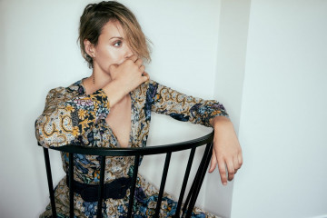 Taylor Schilling – Imagista Magazine August 2019 фото №1220090