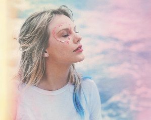 Taylor Swift - 'Lover' Photoshoot (2019) фото №1214033