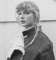 Taylor Swift - 'evermore' Album Photoshoot (2020) фото №1284888