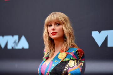 Taylor Swift - MTV VMA in Newark, NJ 08/26/2019 фото №1214841