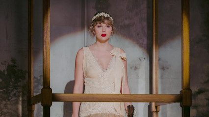 Taylor Swift - Music Video 'willow' (2020) фото №1285279