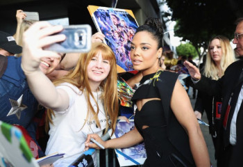 Tessa Thompson – “Avengers: Endgame” Premiere in LA фото №1162396