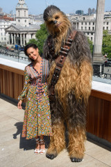 Thandie Newton- “Solo: A Star Wars Story” Photocall in London фото №1071481