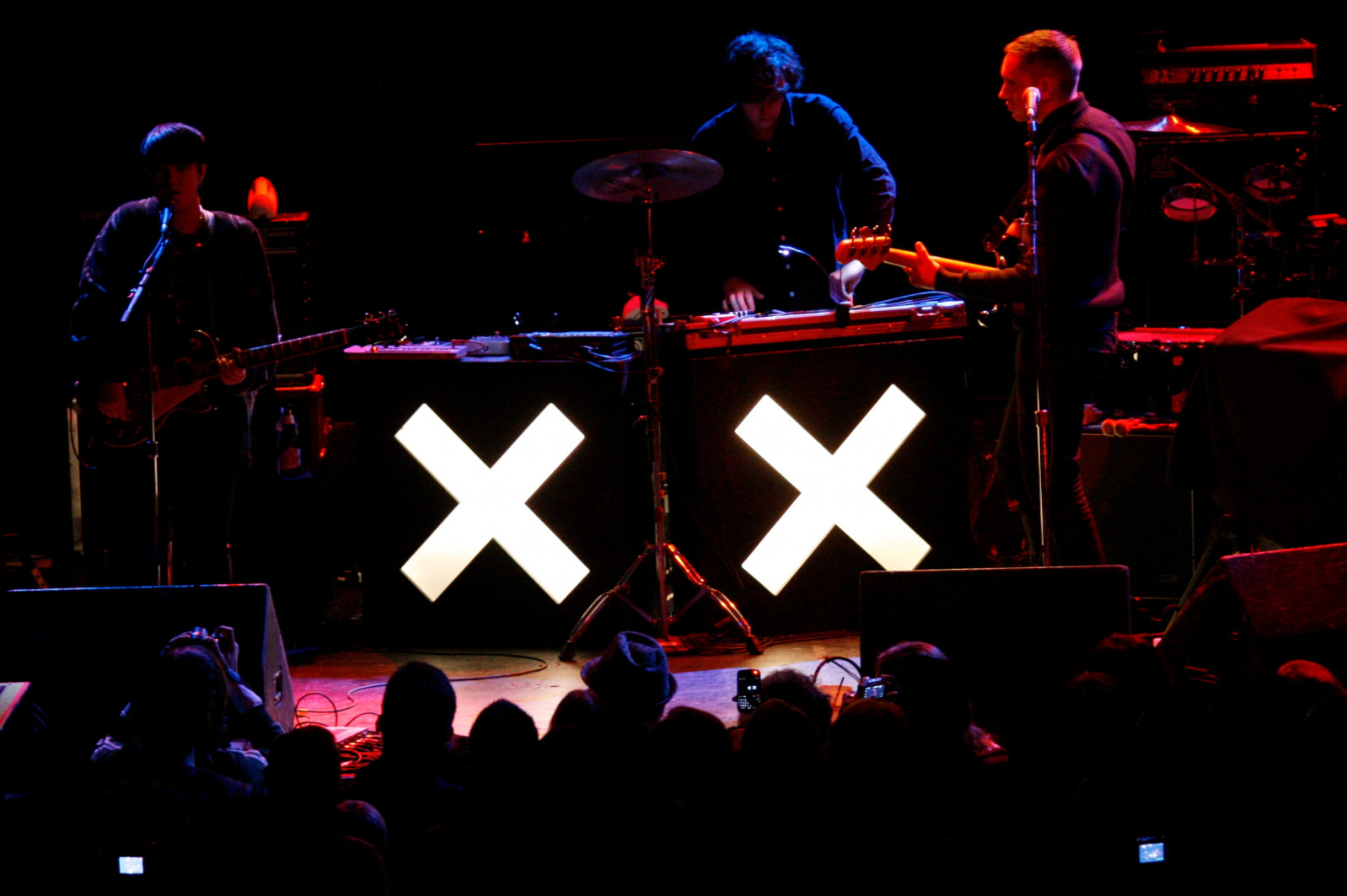The xx (The xx)