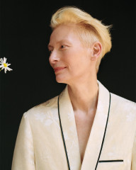 Tilda Swinton by James Wright for Variety • 2021 Cannes Issue фото №1301195