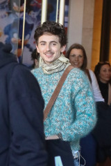 Timothée Chalamet - 'A Complete Unknown' Promotional in Rome 01/17/2025 фото №1415205