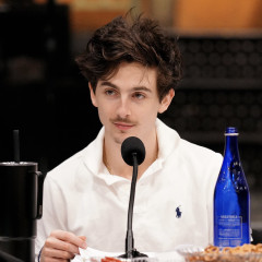 Timothée Chalamet - SNL 50x12 'Timothée Chalamet' Rehearsals in NY 01/22/2025 фото №1416790