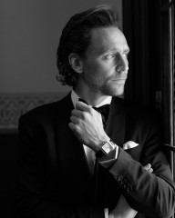 Tom Hiddleston - 74th BAFTA Awards in London Portraits 04/11/2021 фото №1295171