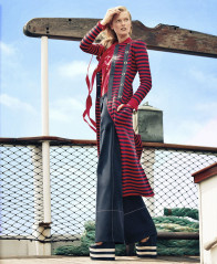 Toni Garrn - Harper's Bazaar US фото №1208919