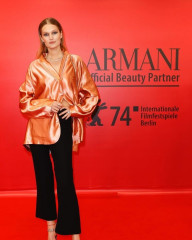 Toni Garrn attends the ARMANI Beauty Dinner on the occasion of the 74th Berlinal фото №1389152