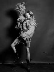 Toni Garrn - Icon Magazine фото №1171802