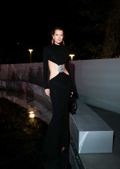 British Vogue X LuisaViaRoma Runway Icons Dinner And Party In Florence фото №1372173
