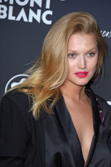 Toni Garrn – Montblanc #Reconnect 2 The World Party in Berlin фото №1168392
