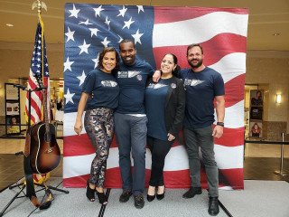 Toni Trucks - Military Support Day in Pittsburgh 09/21/2019 фото №1323539