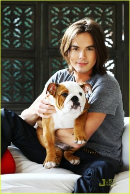 Tyler Blackburn фото №810638