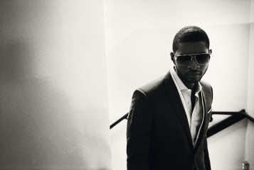 Usher фото №200690