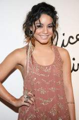 Vanessa Hudgens фото №363309