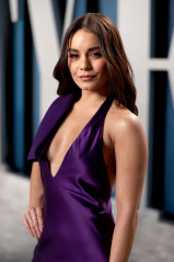 Vanessa Hudgens - Vanity Fair Oscar Party in Beverly Hills 02/09/2020 фото №1245983