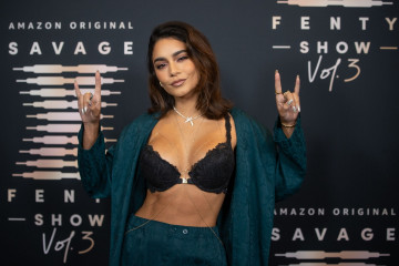 Vanessa Hudgens-Savage x Fenty Show, Vol. 3 in LA фото №1312180