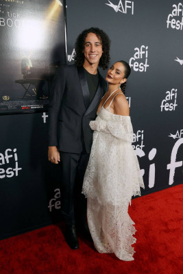 Vanessa Hudgens-Netflix's "tick, tick...BOOM!" World Premiere фото №1321098
