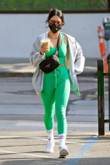 Vanessa Hudgens - Leaving Gym in West Hollywood 01/14/2022 фото №1333940