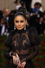 Vanessa Hudgens - 2022 MET Gala 05/02/2022 фото №1342161