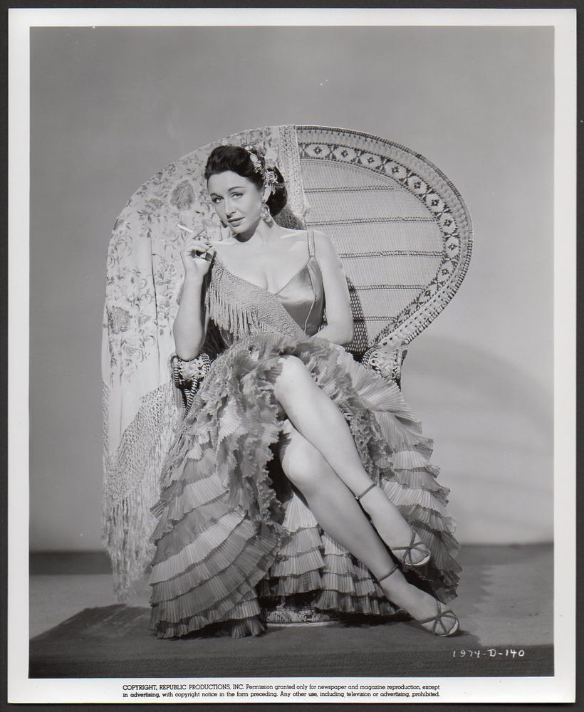 Вера Ралстон  (Vera Ralston)