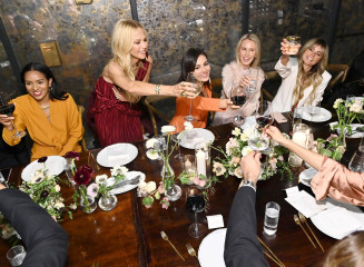 Victoria Justice- Rachel Zoe Curateur Dinner in Los Angeles фото №1339438