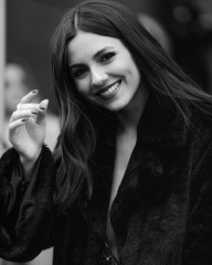 VICTORIA JUSTICE at a Photoshoot in New York, February 2020 фото №1250783