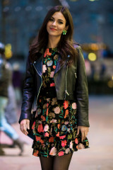 Victoria Justice in Floral Dress and Leather Jacket out in NYC фото №1058934