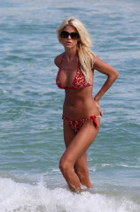 Victoria Silvstedt фото №784664