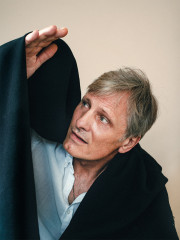 Viggo Mortensen by James Rajotte for El País // 2020 фото №1279098