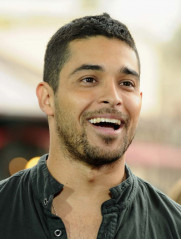 Wilmer Valderrama фото №452010