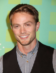 Wilson Bethel фото №533388