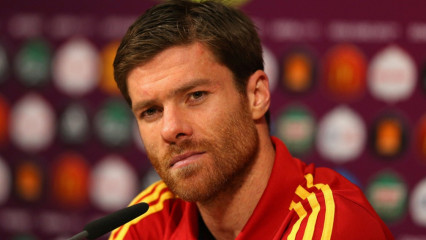 Xabi Alonso фото №530084