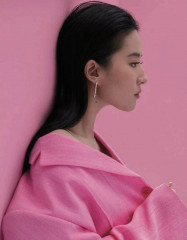 Liu Yifei - Vogue China April 2020 фото №1253052