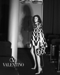 Zendaya by David Sims for Valentino FW 2021-2022 Act Collection (LA 04/17/2021) фото №1316235