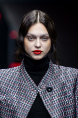 Zhenya Katava -  Emporio Armani Fall/Winter 2019 Fashion Show in Milan фото №1183116