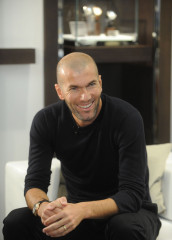 Zinedine Zidane фото №588292