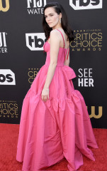 Zoey Deutch-27th Annual Critics Choice Awards фото №1340047