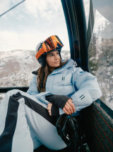 Nina Dobrev