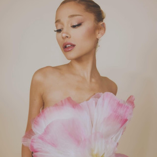 Ariana Grande инстаграм фото