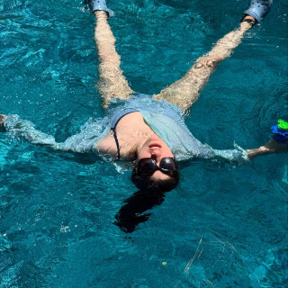 Alexandra Daddario инстаграм фото