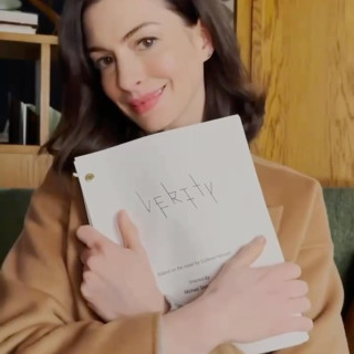 Anne Hathaway инстаграм фото