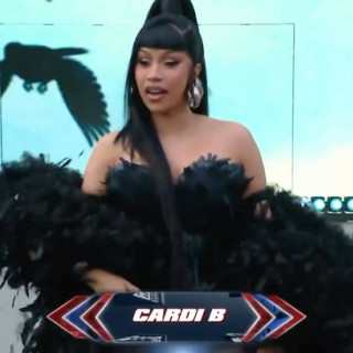 Cardi B инстаграм фото