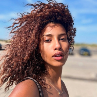 Imaan Hammam инстаграм фото