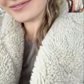 Lily James инстаграм фото