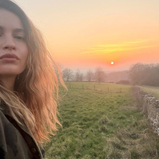 Lily James инстаграм фото