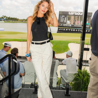 Martha Hunt инстаграм фото